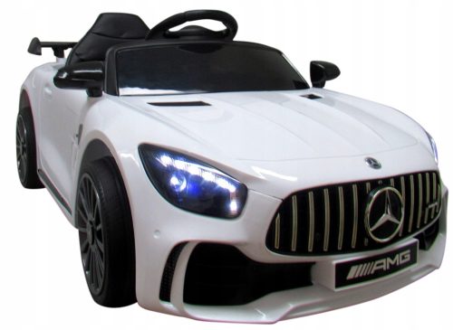  Bijeli Mercedes automobil