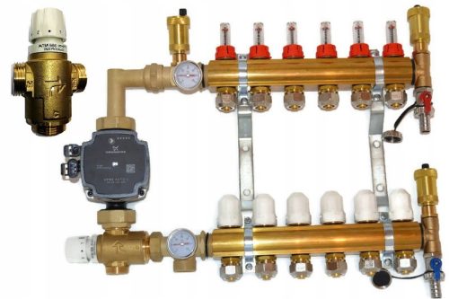 Rozdjelnik s pumpom za podno grijanje 2,3 kvs - Set za podno grijanje s visokokvalitetnom pumpom za energetsku učinkovitost GRUNDFOS UPM3 AUTO L 25-70. Idealno rješenje za brže zagrijavanje prostora i