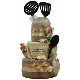   Elegantni komplet ručnika u obliku torte s kuhinjskim priborom