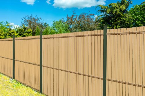 Pokrivač za ogradne panele 153 x 250, slama