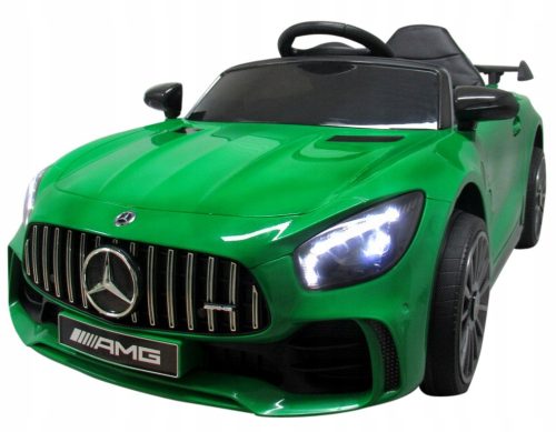  Zeleni mercedes auto
