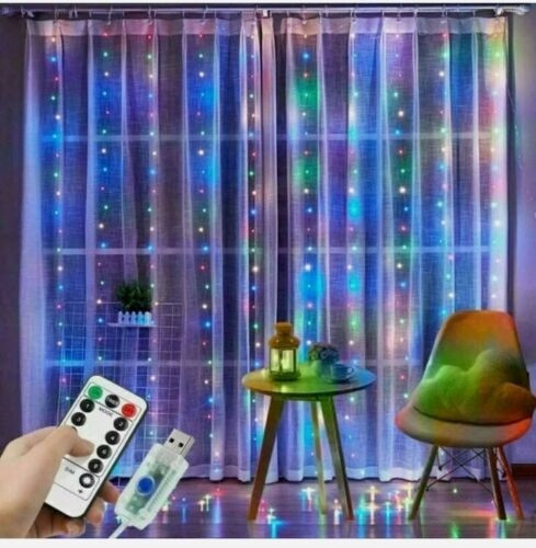 LED zavjese 300 3x3m RGB - Profesionalna girlanda s 300 LED svjetlima u dužini od 3 metra i širinom od 3 metra, savršena za stvaranje čarobne atmosfere u vašem domu. Ova LED kurtina dolazi s 8 različi