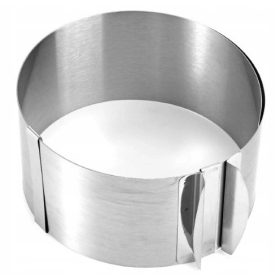   Forma za pečenje torti s podesivim visokim obručem, idealna za različite veličine torti od 16 do 30 cm. Ova regulirana tortna forma omogućuje jednostavno pečenje i oblikovanje različitih vrsta torti, 