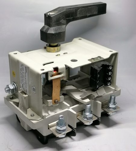 Elektromagnetski prekidač 250A za industrijsku uporabu