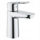 Grohe BauLoop elegantna kromirana slavina za umivaonik s modernim dizajnom i visokom funkcionalnošću. Ova samostojeća slavina nudi jednostavan jednootvorov montaža i metalnu džojstik ručku za lako pod