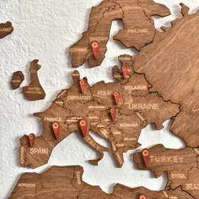 PicnicWood Drvena Karta Svijeta s Pinezama 120 x 80 cm
