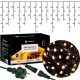 Kurtina sa 500 LED lampica za vanjsko i unutarnje korištenje, dužine 22,5 metara, pruža magičan božićni ugođaj. Sople svjetlosti u bijeloj toplini i treptajući bijelo hladni svjetlo stvaraju neodoljiv