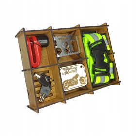    POKLON SET ZA DEČKA ZA MOTOCIKISTA POKLON ZA MOTOR POKLON KOŠARA