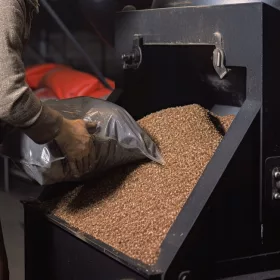    15KG Pelet 6mm SUPER SUN zimsko gorivo industrijska učinkovitost HRAST I BOR