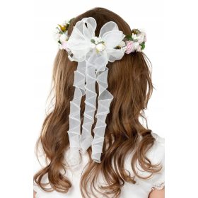   Wianek za prvu pričest kao živahni i elegantni dodatak za poseban dan