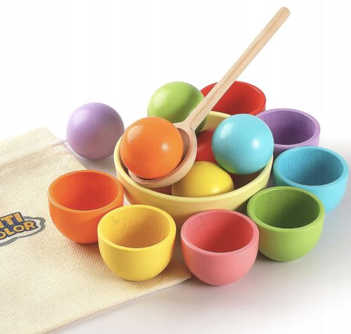 Drvene kuglice u Montessori čašama za učenje boja i brojanje 3+