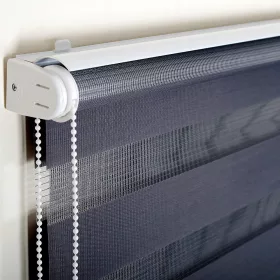   Azurna dnevno-noćna roleta MAXI wolnowisząca DZIEŃ i NOC 185 cm x 160 cm