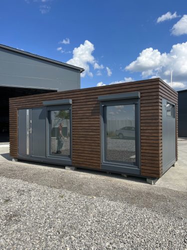 Kućica 7 x 3 m