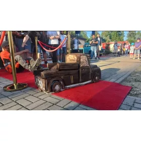   Vrtna figurica - Skulptura automobila Gaceka iz SPOT CARS WISKA
