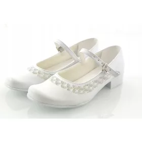   Prikladne bijele balerinke za djevojčice, ukrašene i reljefne, broj 36