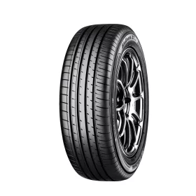  1x guma 225/55R19 YOKOHAMA BLUEARTH-XT AE61 99V
