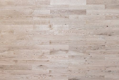MASIVNI PARKET hrast 22x70x500mm, Klasa III (rustic) - Visokokvalitetan parket od hrastovog drveta proizveden u Andrewpol tvornici. Ovaj profesionalni proizvod od punog drveta pogodan je za lakiranje,