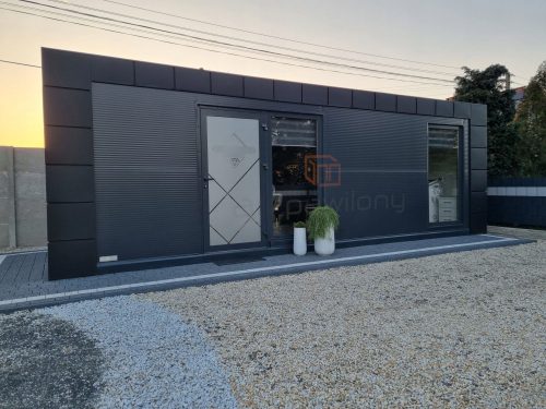 Kontejner 3 x 8 m