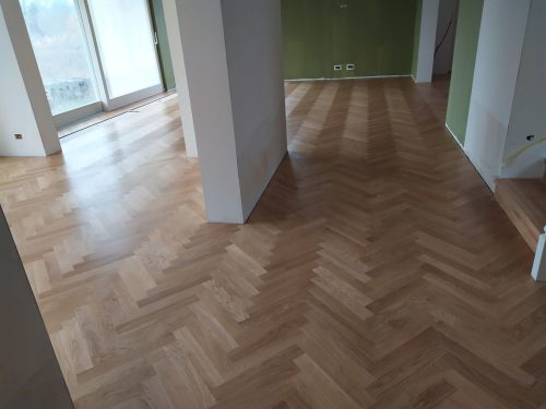 MASIVNI HRASTOV PARKET KLASA 1 Hrastov parket