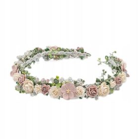   Delikatni cvjetni vjenčić za prvu pričest, u bojama prljavo ružičaste i krem. Ručno izrađen od papirnatih cvjetova, sintetičkih listova i sjajnih koraljnih perli. Udoban za nošenje zahvaljujući koronk