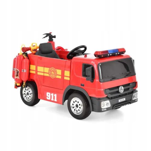  Crveni automobil Hecht