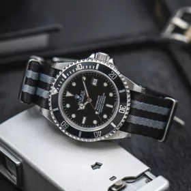 NATO remen za sat 22 mm - Strap Room - CRNO-SIVI