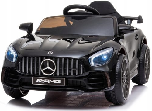  NELIK Crni auto