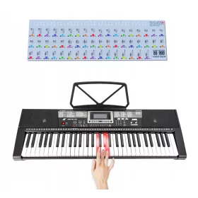 Klasična tipkovnica s notama za učenje