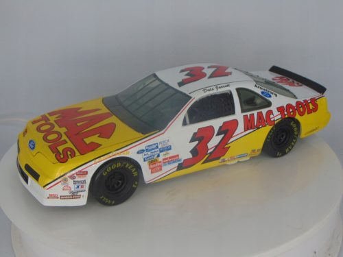 Dale Jarrett #32 Mac Alati Ford Thunderbird NASCAR Die-Cast Model 1:18