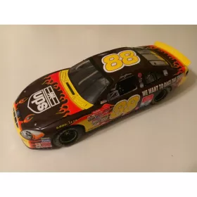 AKCIJA 2001 DALE JARRETT #88 FORD TAURUS UPS NASCAR 1:18