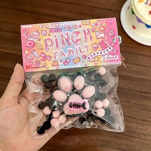 Nova mačja igračka za stiskanje Sticky Soft