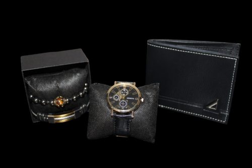  Elegantan poklon set: Geneva sat, narukvice + novčanik.