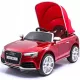  Crveni automobil Audi