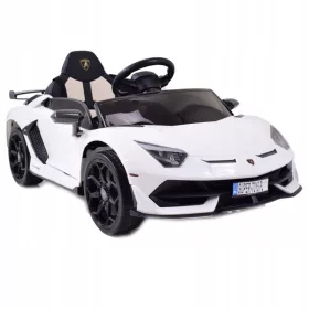  Lamborghini auto bijele boje