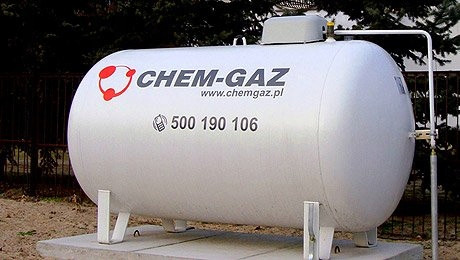  Cisterna plina 2700 PROPAN LPG PLINSKA boca NOVO