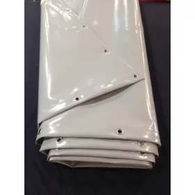   Robusna PVC cerada s prilagodljivim opcijama i ojačanim rubovima