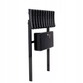Metalna klupa sada s naslonom, dimenzija 70 x 25 cm